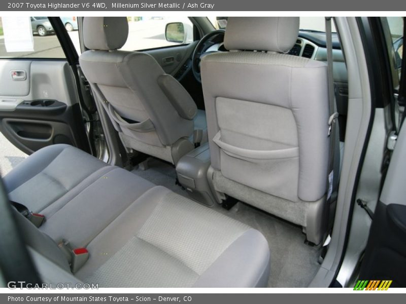 Millenium Silver Metallic / Ash Gray 2007 Toyota Highlander V6 4WD