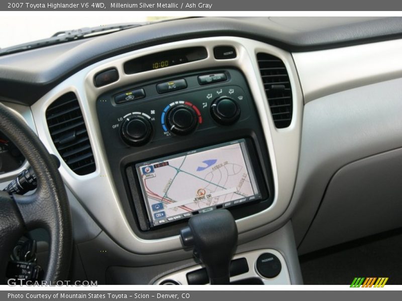 Millenium Silver Metallic / Ash Gray 2007 Toyota Highlander V6 4WD