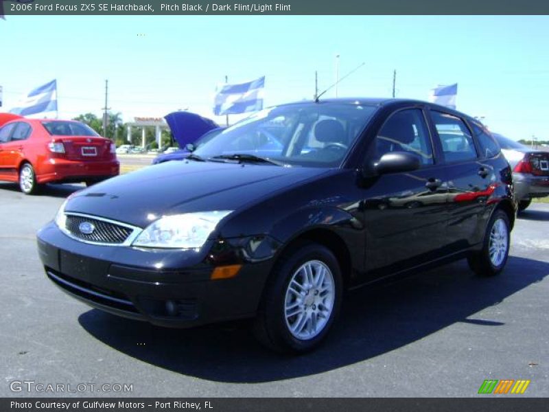 Pitch Black / Dark Flint/Light Flint 2006 Ford Focus ZX5 SE Hatchback