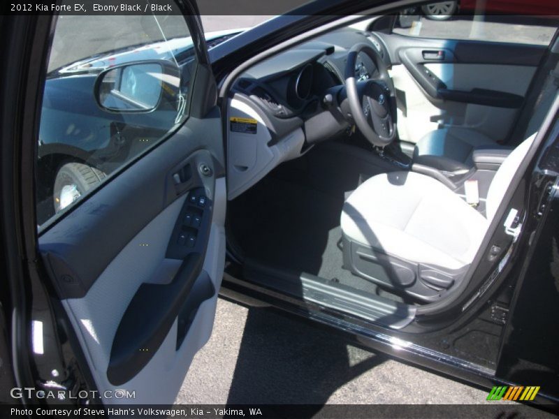 Ebony Black / Black 2012 Kia Forte EX