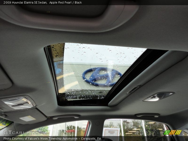 Apple Red Pearl / Black 2009 Hyundai Elantra SE Sedan