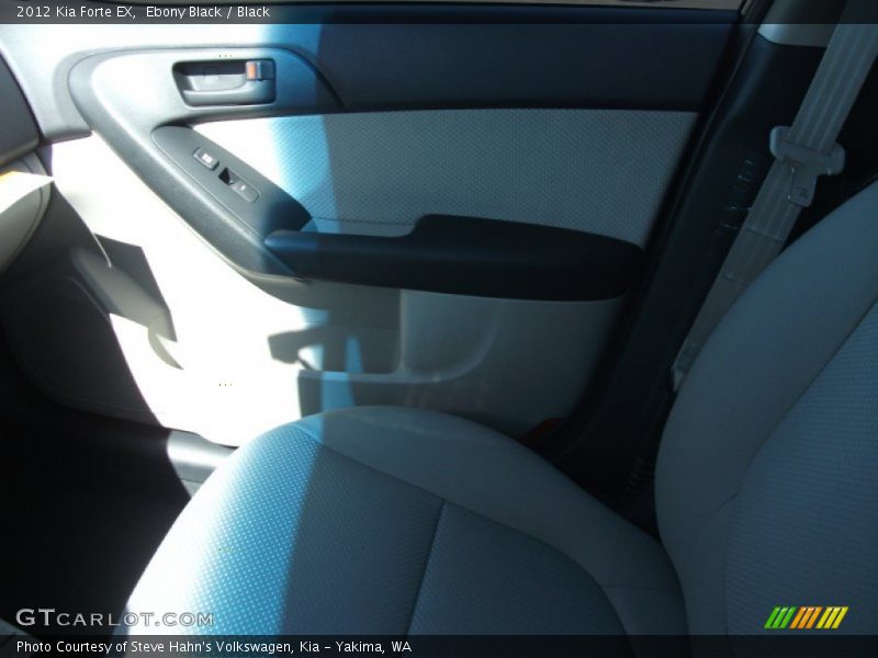 Ebony Black / Black 2012 Kia Forte EX