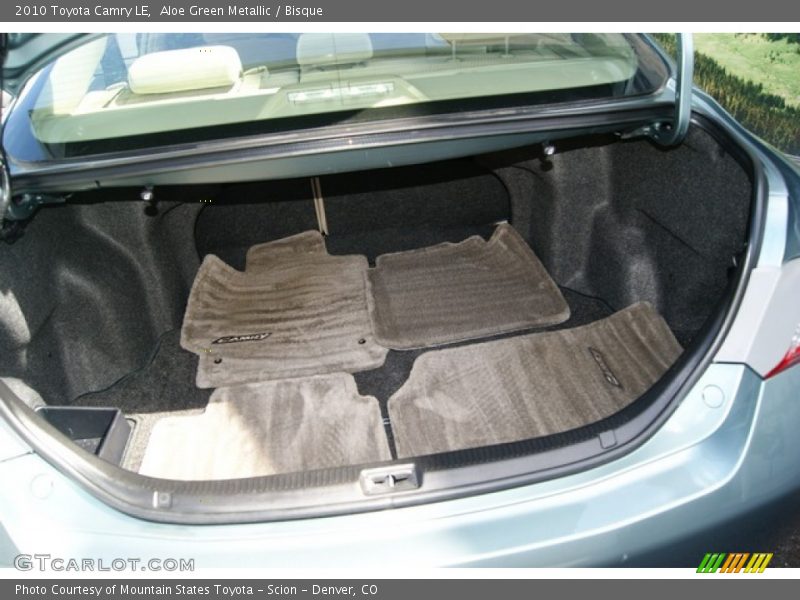  2010 Camry LE Trunk