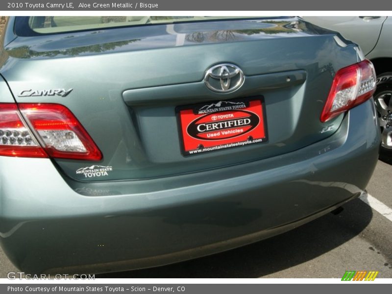 Aloe Green Metallic / Bisque 2010 Toyota Camry LE