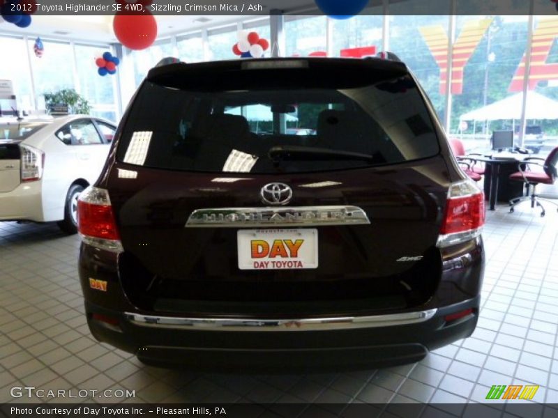 Sizzling Crimson Mica / Ash 2012 Toyota Highlander SE 4WD