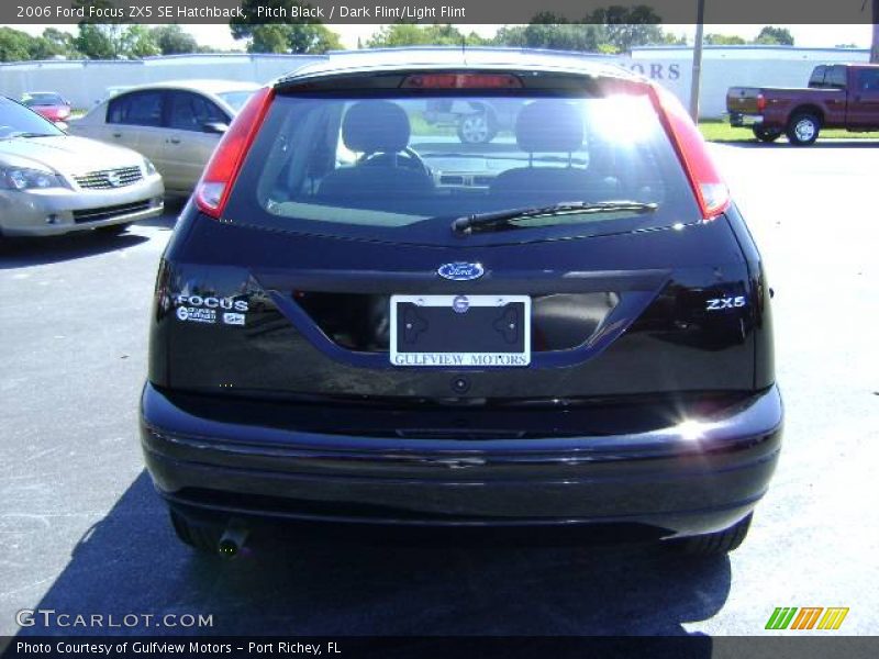 Pitch Black / Dark Flint/Light Flint 2006 Ford Focus ZX5 SE Hatchback