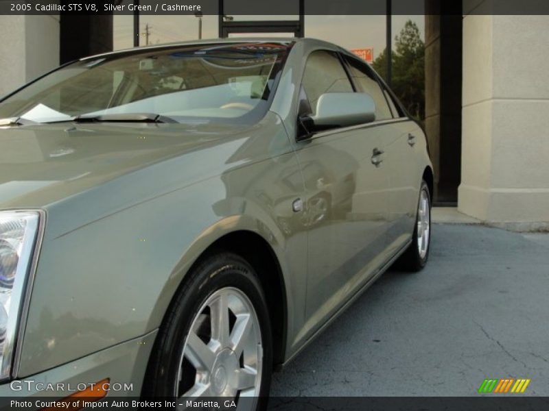 Silver Green / Cashmere 2005 Cadillac STS V8