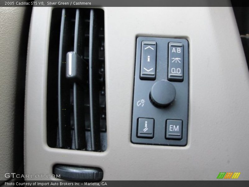 Silver Green / Cashmere 2005 Cadillac STS V8