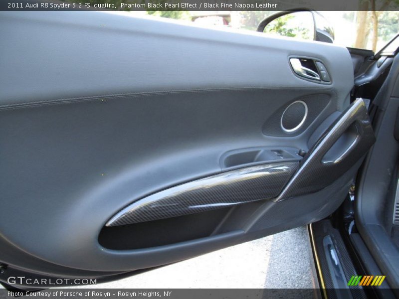 Door Panel of 2011 R8 Spyder 5.2 FSI quattro