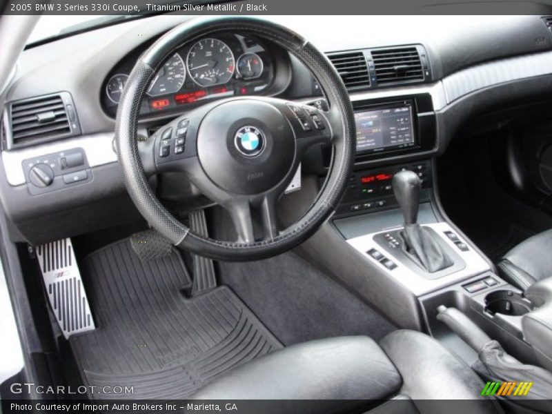 Dashboard of 2005 3 Series 330i Coupe