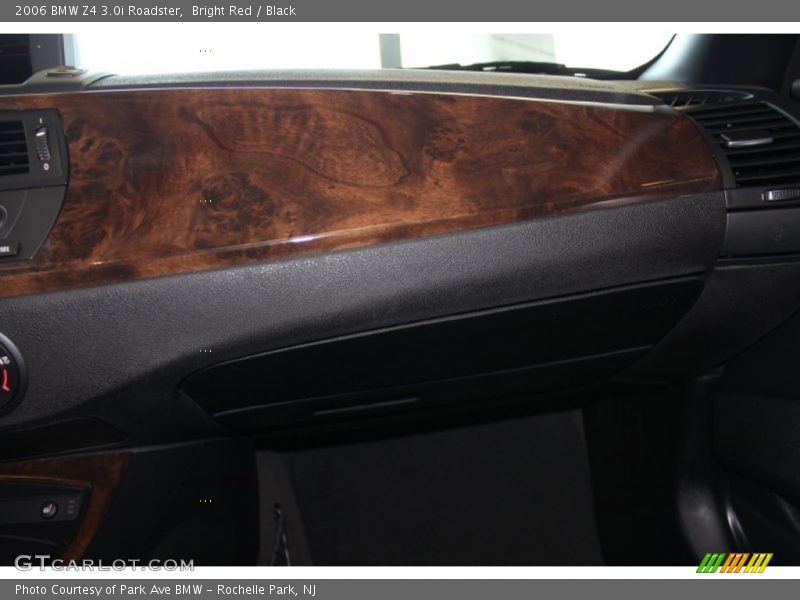 Bright Red / Black 2006 BMW Z4 3.0i Roadster