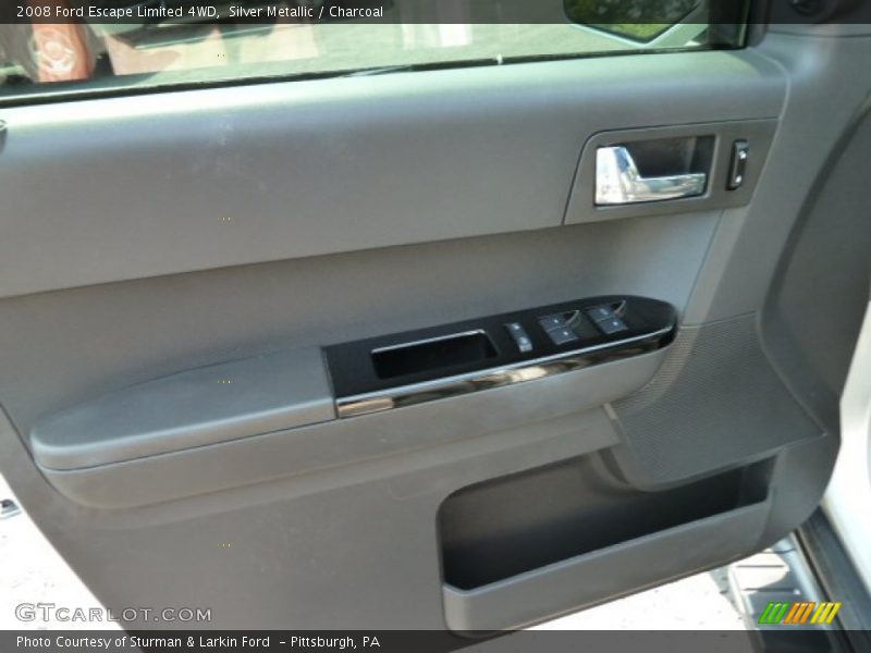 Silver Metallic / Charcoal 2008 Ford Escape Limited 4WD
