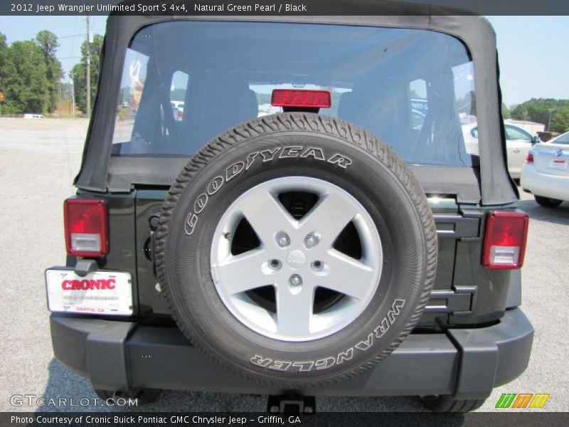 Natural Green Pearl / Black 2012 Jeep Wrangler Unlimited Sport S 4x4