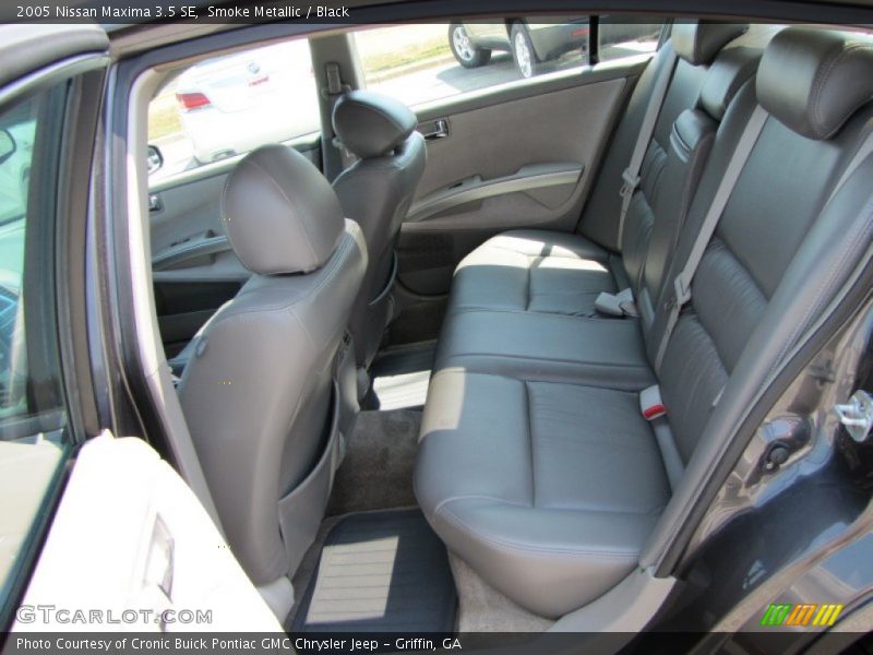 Smoke Metallic / Black 2005 Nissan Maxima 3.5 SE