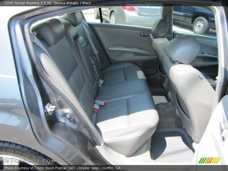 Smoke Metallic / Black 2005 Nissan Maxima 3.5 SE