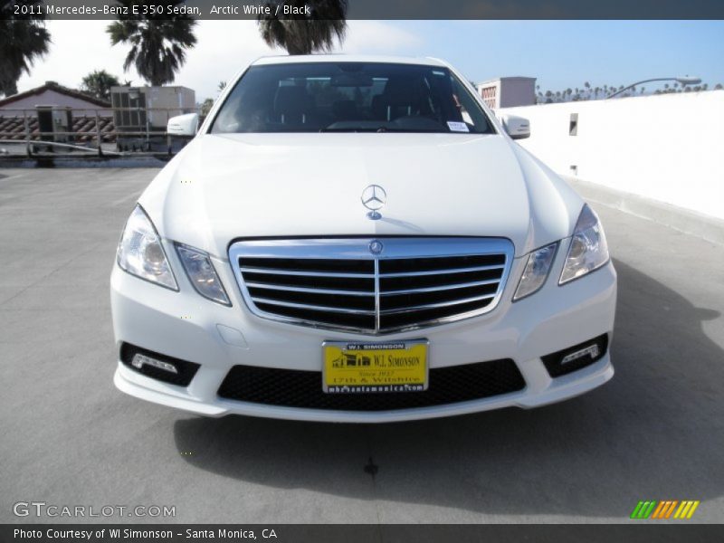 Arctic White / Black 2011 Mercedes-Benz E 350 Sedan