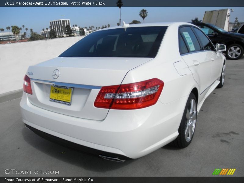 Arctic White / Black 2011 Mercedes-Benz E 350 Sedan
