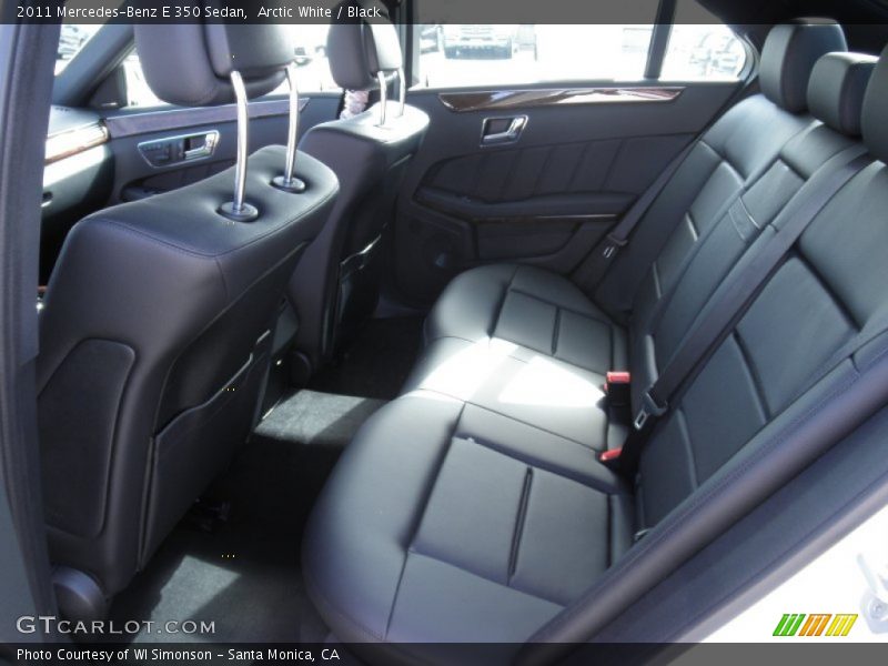Arctic White / Black 2011 Mercedes-Benz E 350 Sedan