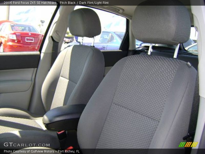 Pitch Black / Dark Flint/Light Flint 2006 Ford Focus ZX5 SE Hatchback