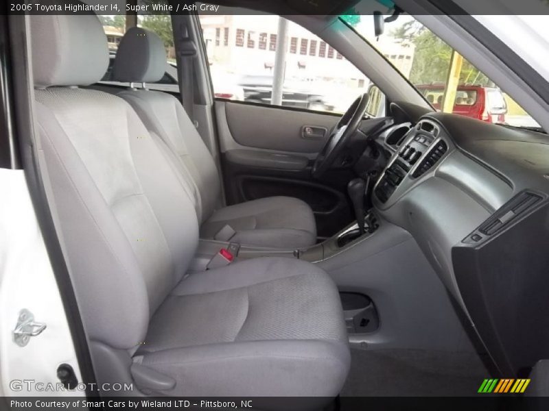 Super White / Ash Gray 2006 Toyota Highlander I4