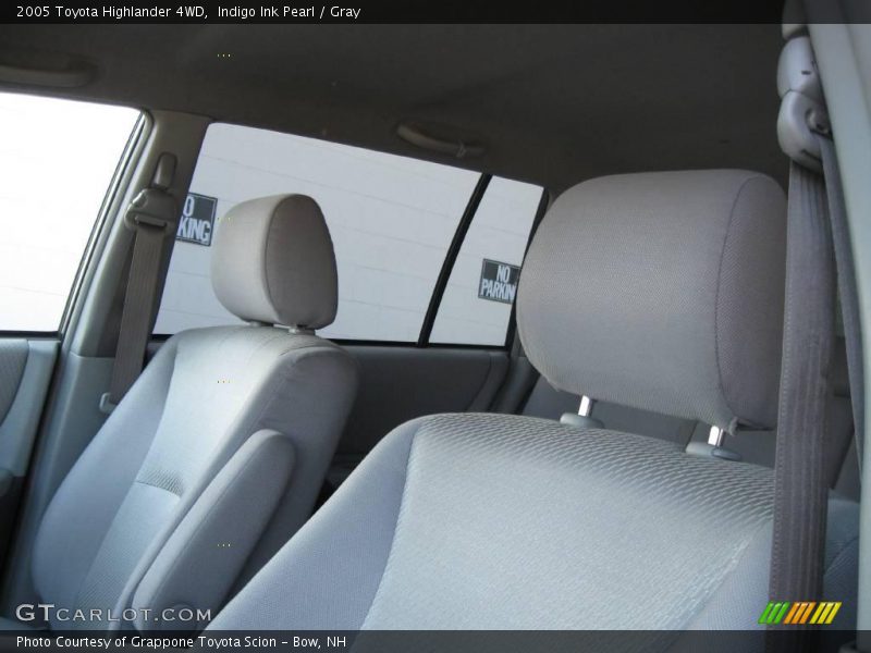 Indigo Ink Pearl / Gray 2005 Toyota Highlander 4WD