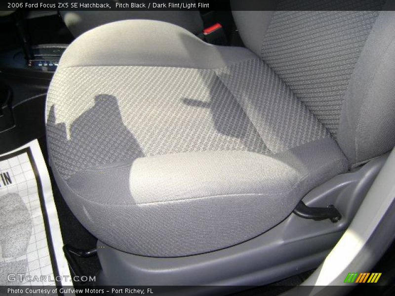 Pitch Black / Dark Flint/Light Flint 2006 Ford Focus ZX5 SE Hatchback