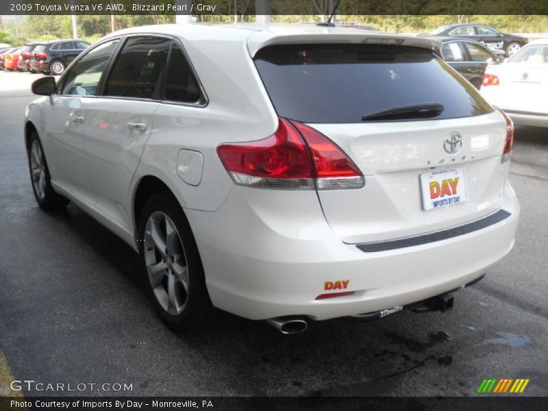 Blizzard Pearl / Gray 2009 Toyota Venza V6 AWD