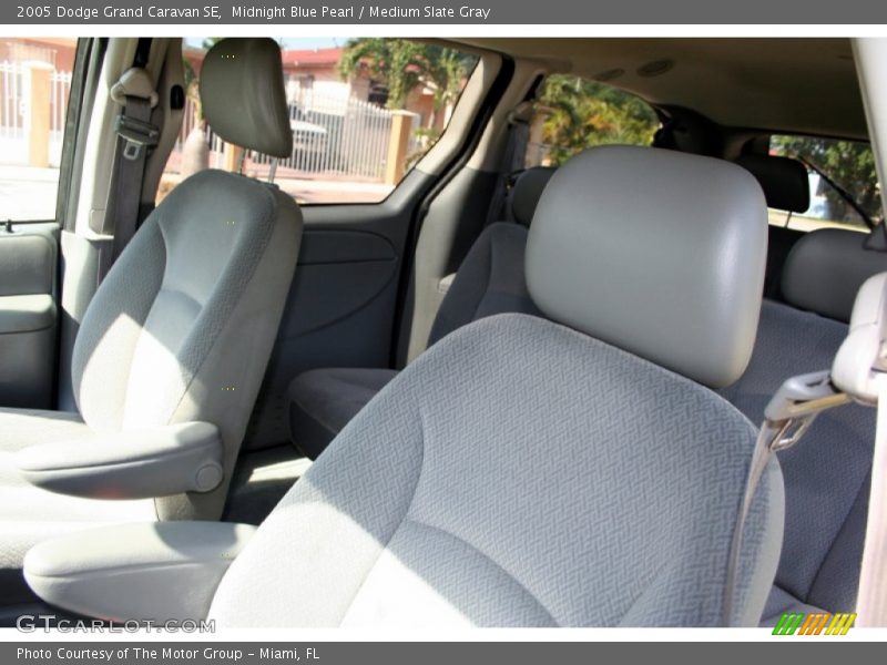 Midnight Blue Pearl / Medium Slate Gray 2005 Dodge Grand Caravan SE