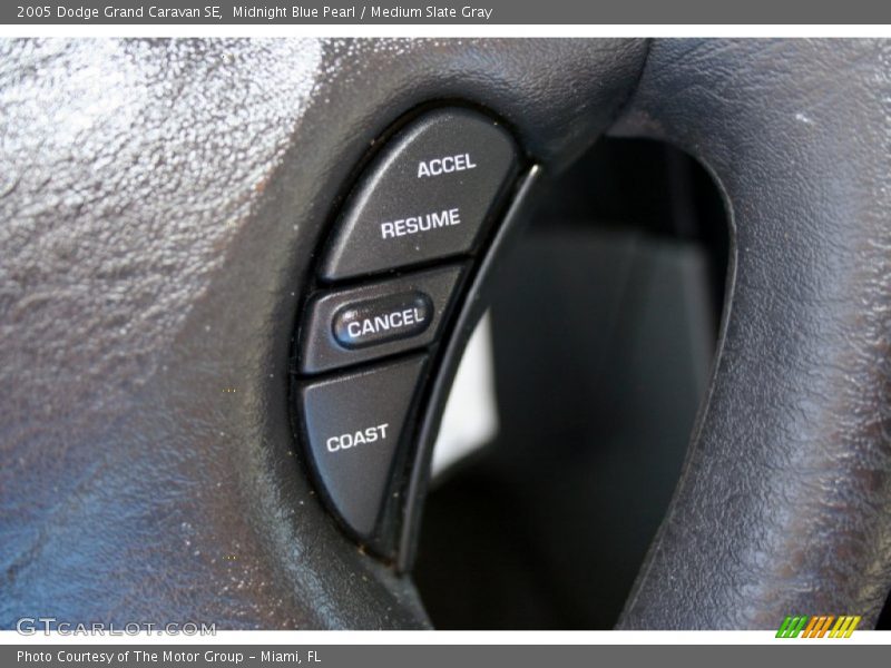 Midnight Blue Pearl / Medium Slate Gray 2005 Dodge Grand Caravan SE