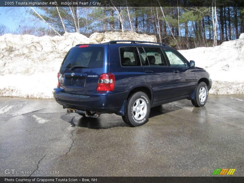 Indigo Ink Pearl / Gray 2005 Toyota Highlander 4WD