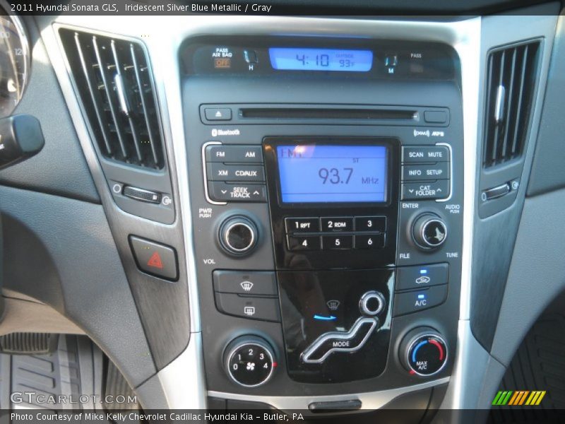 Iridescent Silver Blue Metallic / Gray 2011 Hyundai Sonata GLS