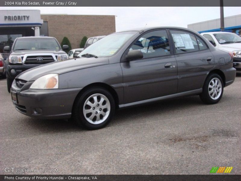 Pewter Gray / Gray 2004 Kia Rio Sedan