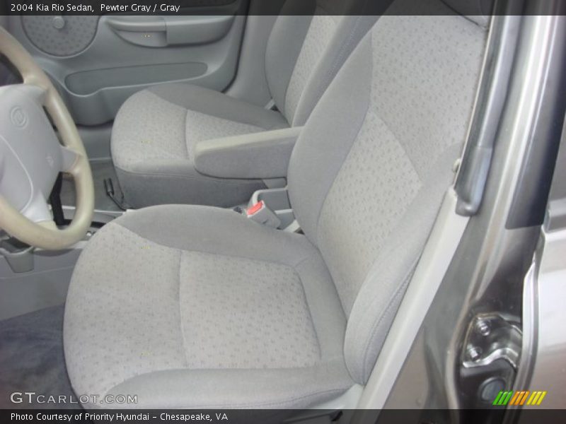 Pewter Gray / Gray 2004 Kia Rio Sedan