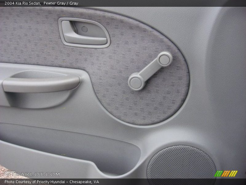 Pewter Gray / Gray 2004 Kia Rio Sedan