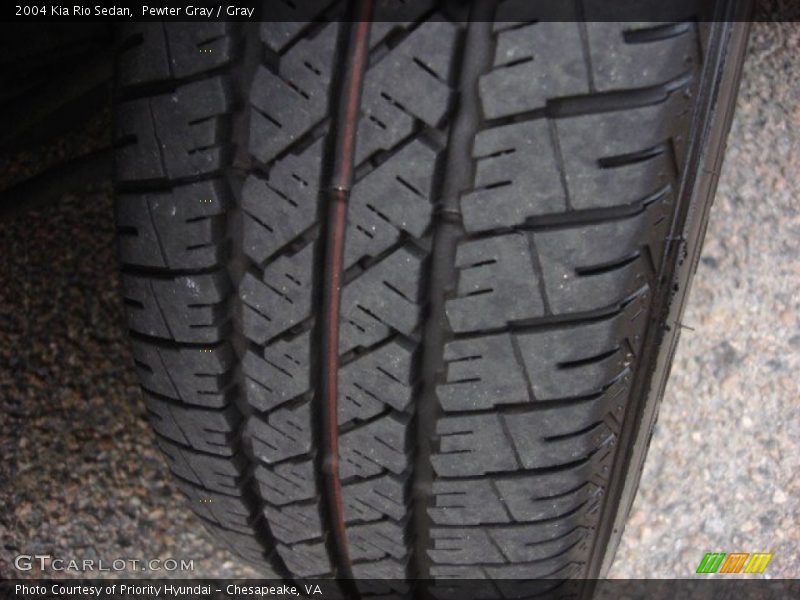 Pewter Gray / Gray 2004 Kia Rio Sedan