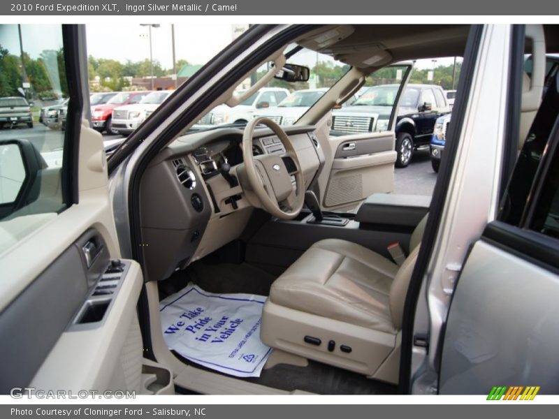 Ingot Silver Metallic / Camel 2010 Ford Expedition XLT
