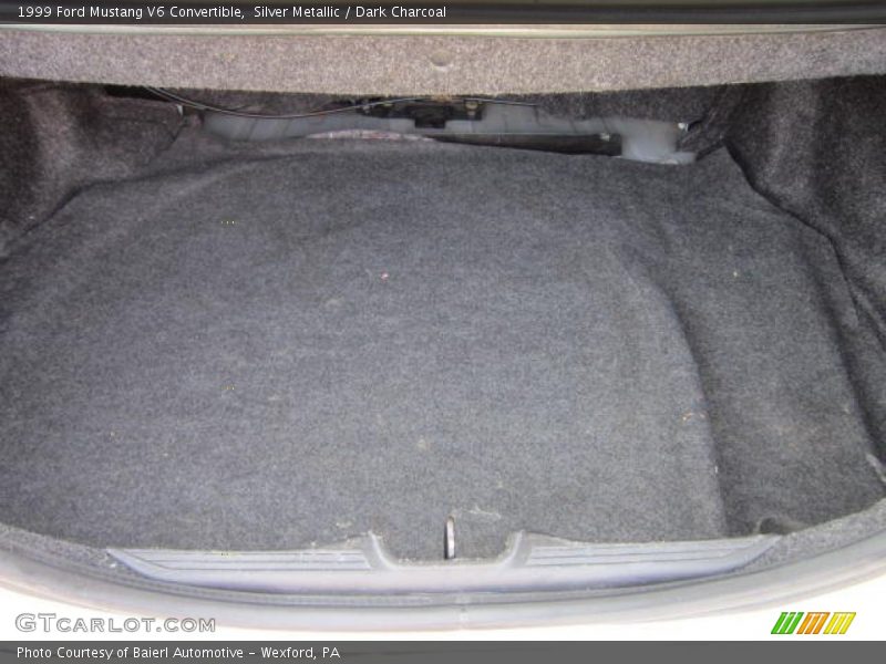  1999 Mustang V6 Convertible Trunk