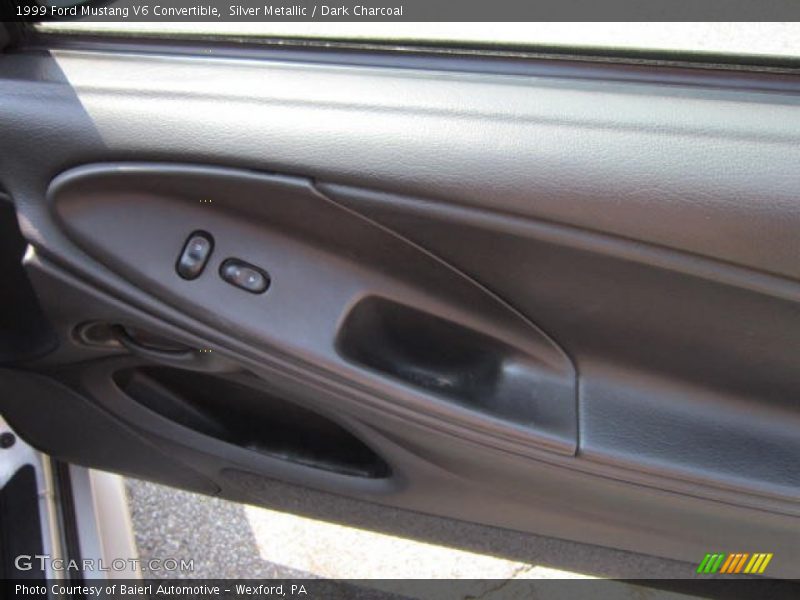 Silver Metallic / Dark Charcoal 1999 Ford Mustang V6 Convertible