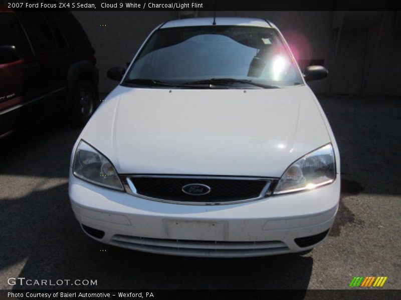 Cloud 9 White / Charcoal/Light Flint 2007 Ford Focus ZX4 S Sedan