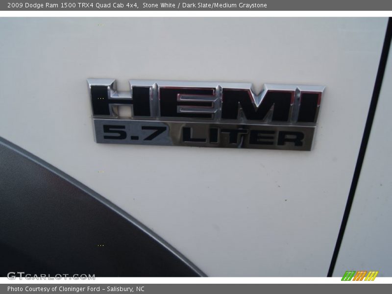 Stone White / Dark Slate/Medium Graystone 2009 Dodge Ram 1500 TRX4 Quad Cab 4x4