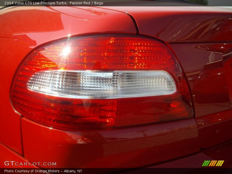 Passion Red / Beige 2004 Volvo C70 Low Pressure Turbo