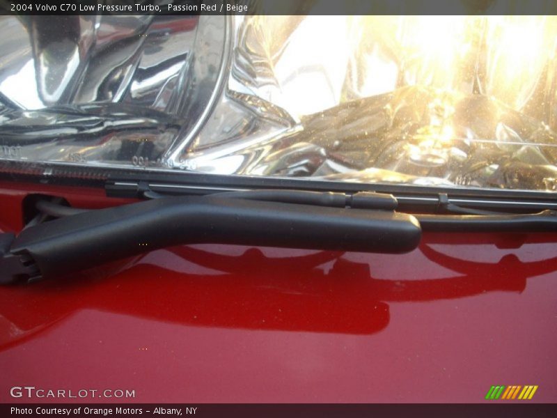 Passion Red / Beige 2004 Volvo C70 Low Pressure Turbo