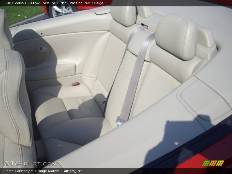 Passion Red / Beige 2004 Volvo C70 Low Pressure Turbo