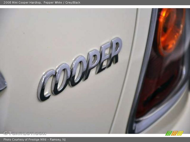 Pepper White / Grey/Black 2008 Mini Cooper Hardtop