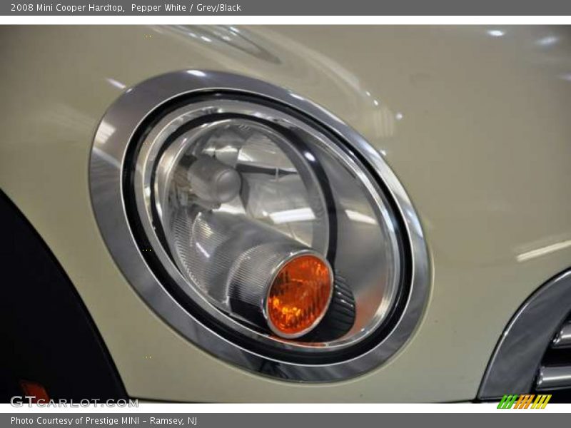 Pepper White / Grey/Black 2008 Mini Cooper Hardtop