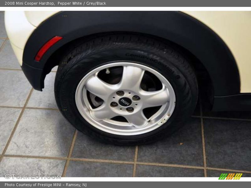 Pepper White / Grey/Black 2008 Mini Cooper Hardtop