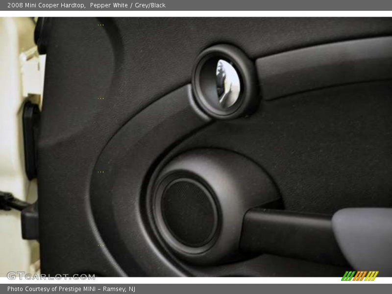 Pepper White / Grey/Black 2008 Mini Cooper Hardtop