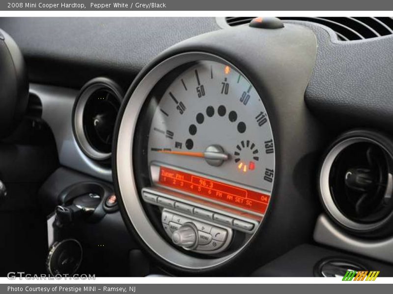 Pepper White / Grey/Black 2008 Mini Cooper Hardtop