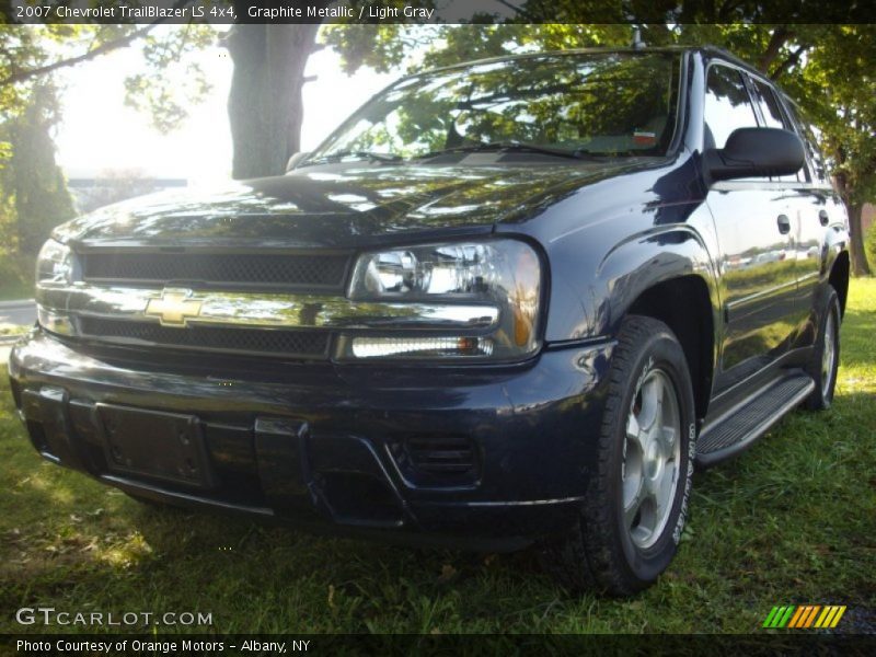 Graphite Metallic / Light Gray 2007 Chevrolet TrailBlazer LS 4x4