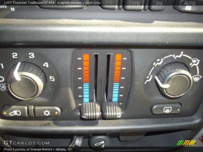 Graphite Metallic / Light Gray 2007 Chevrolet TrailBlazer LS 4x4